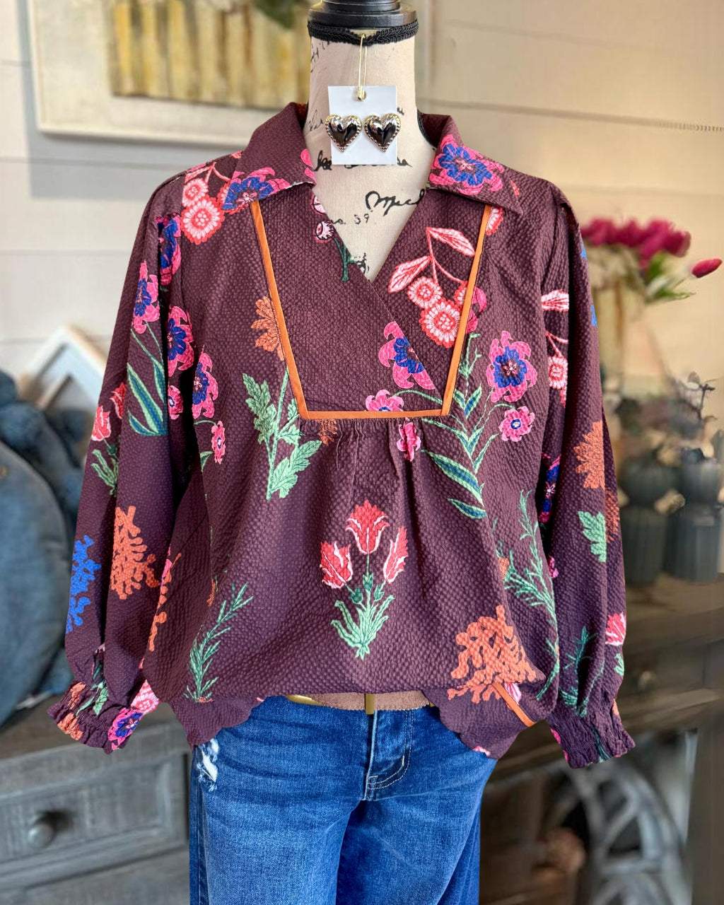 Textured Floral V-neck Top