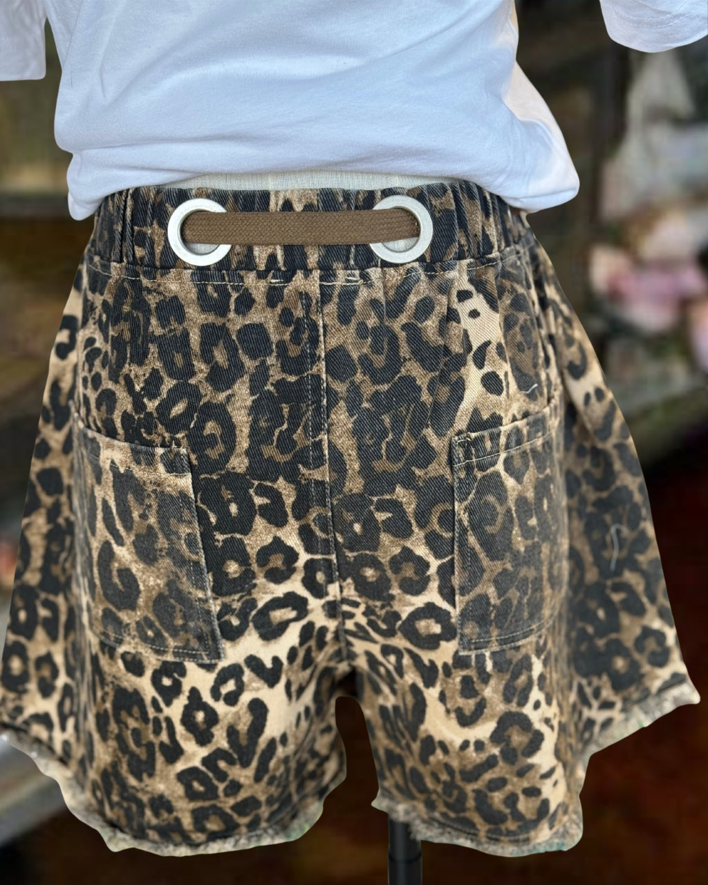 Stylish Drawstring Leopard Shorts