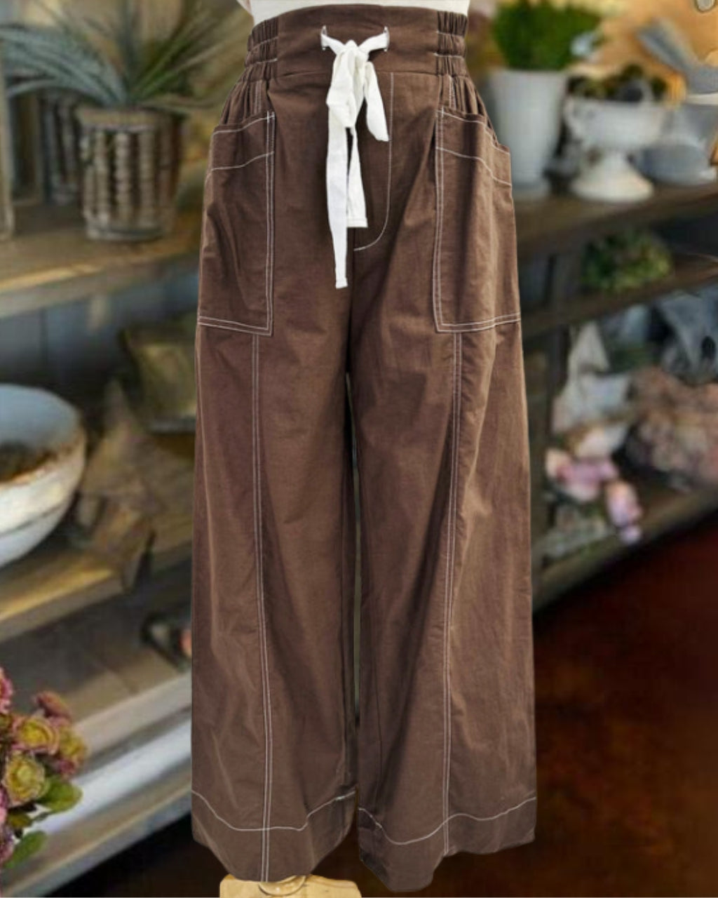 Stylish Large Pockets Wide-Leg Trousers
